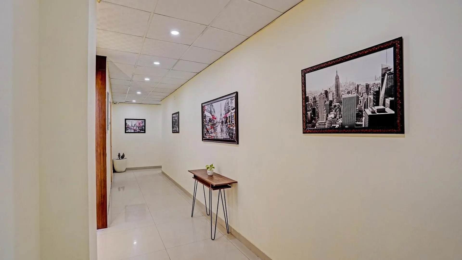 Hotel Aerotech Plaza Nové Dillí