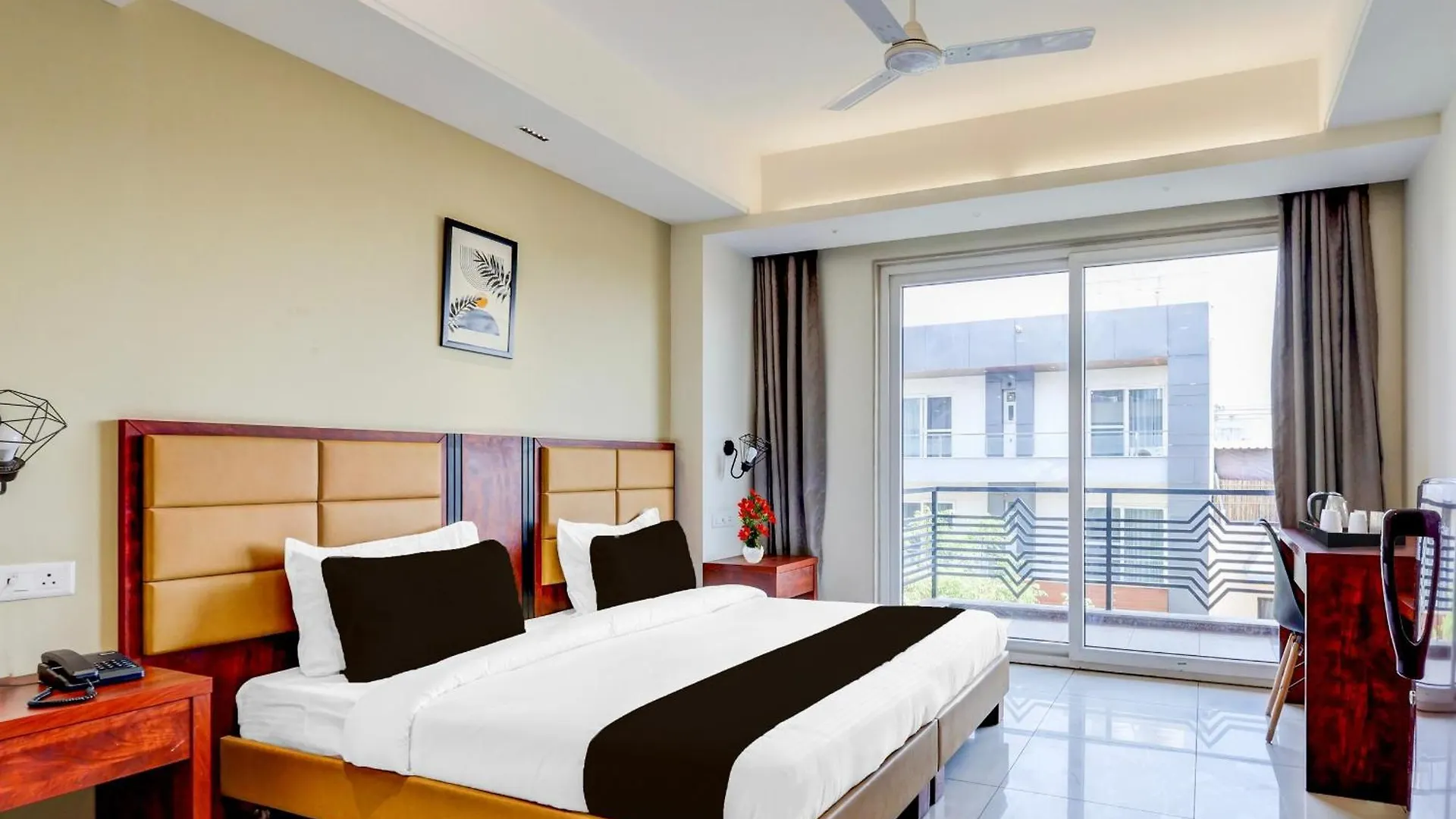 ****  Hotel Aerotech Plaza Nové Dillí Indie